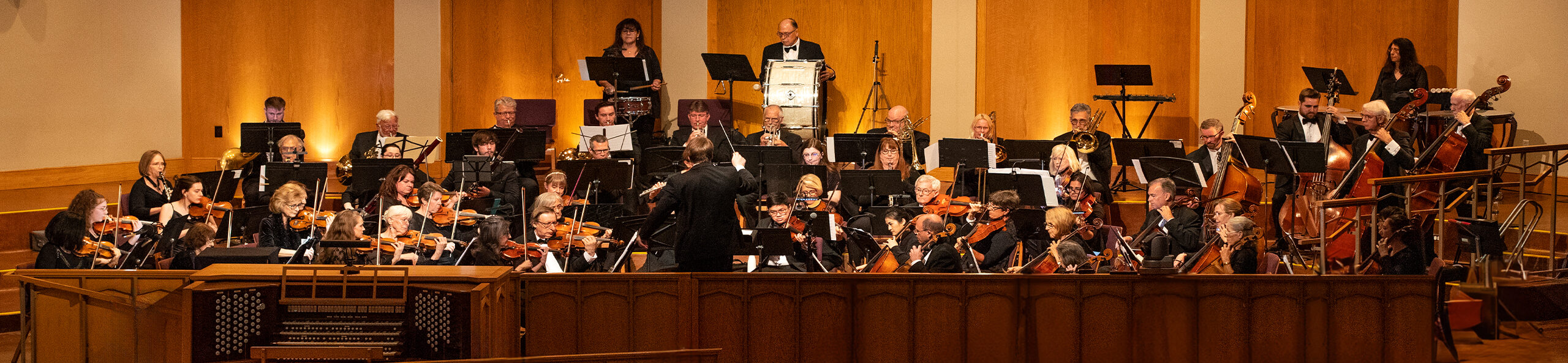 Scottsdale Philharmonic Orchestra performing classical music live at the Lutheran la casa de cristo church located in Scottsdale Arizona